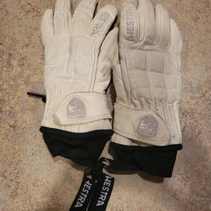 Hestra white gloves